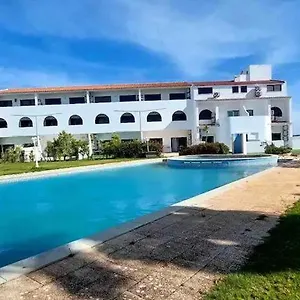 Charming One Bed Flat In Apartamento